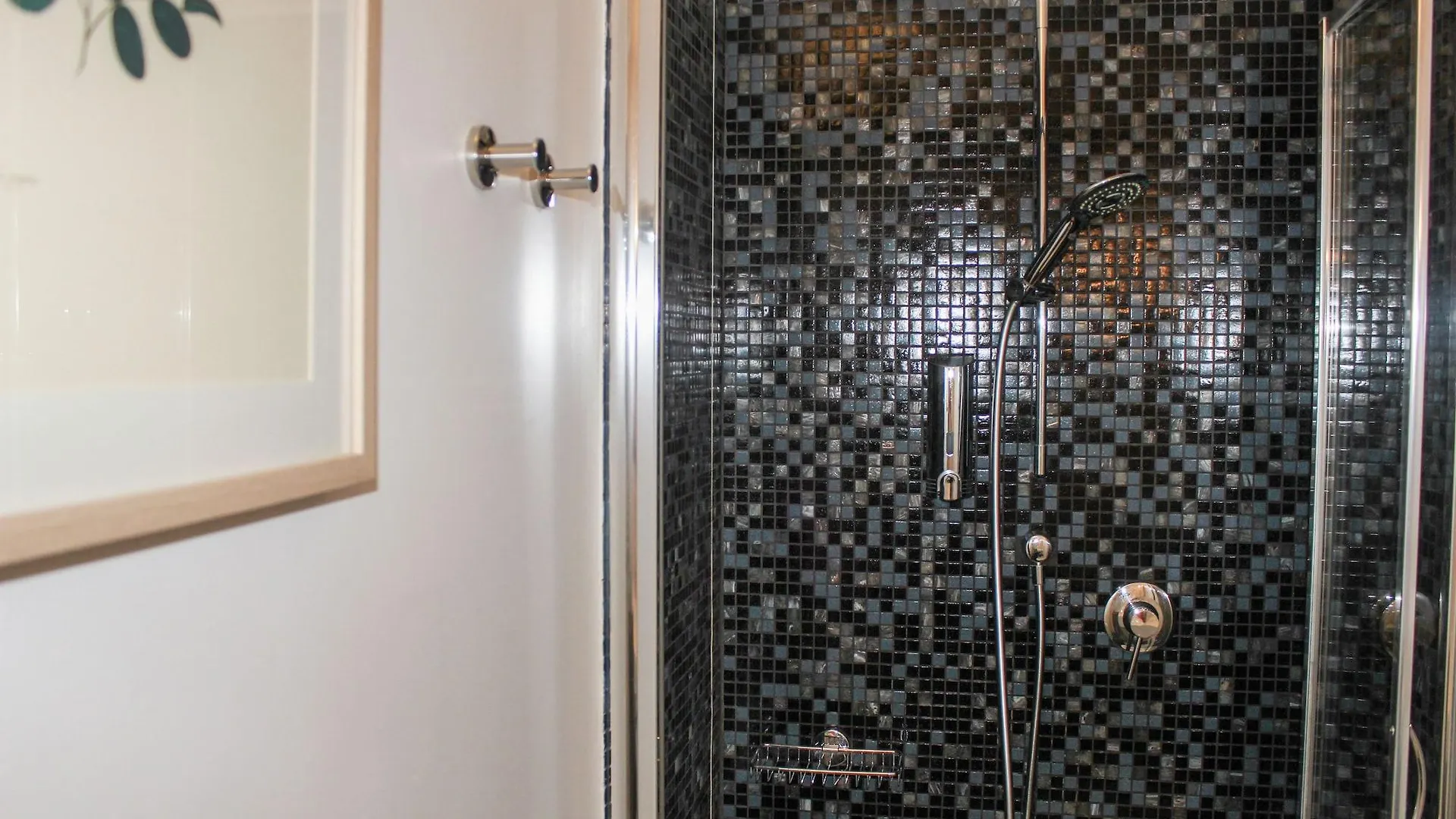 *** בית הארחה מלון רומא Relais Casa Della Fornarina איטליה